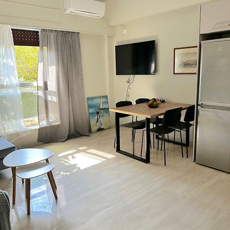 Evrou 21A Metropolitan Suite Atene Esterno foto