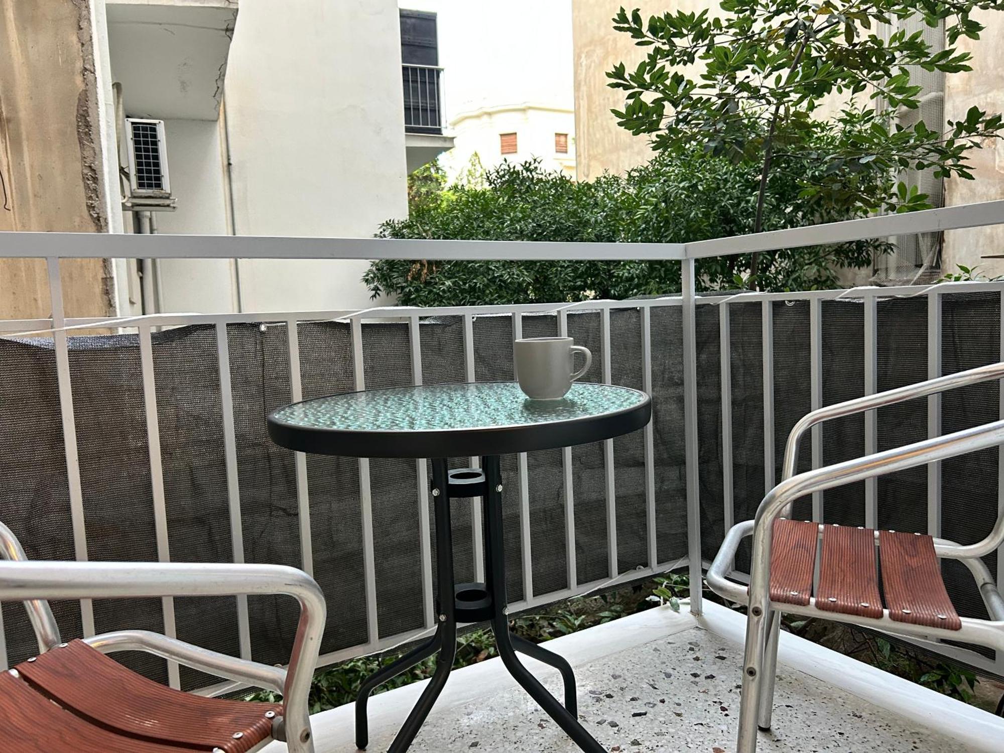 Evrou 21A Metropolitan Suite Atene Esterno foto