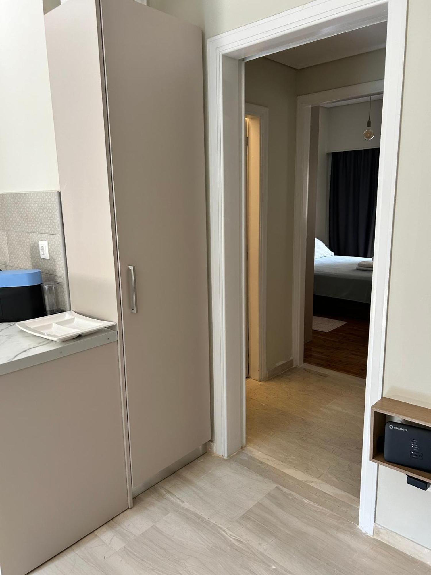 Evrou 21A Metropolitan Suite Atene Esterno foto